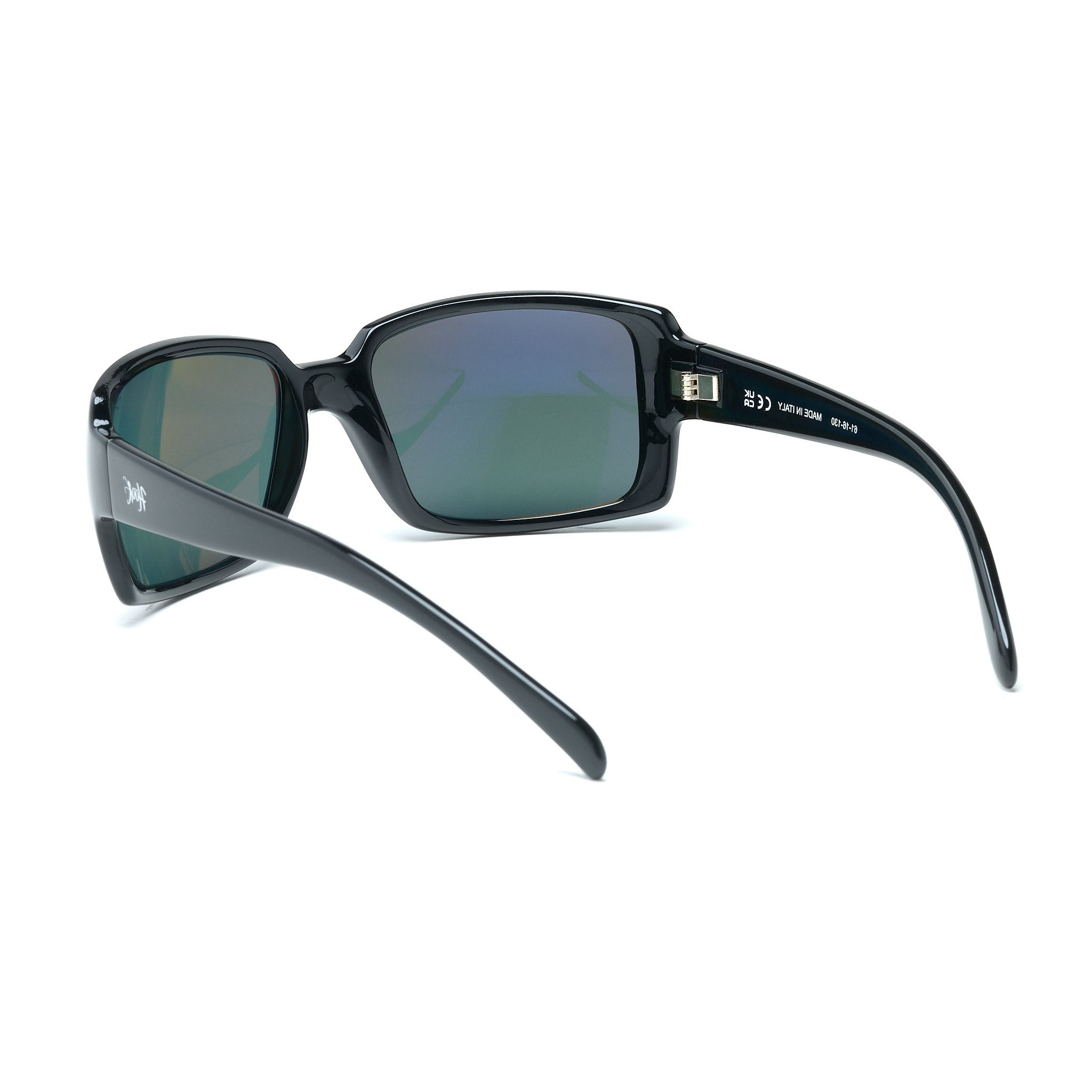 Women wearing Cuda polarized sunglasses for offshore fishing clarity.